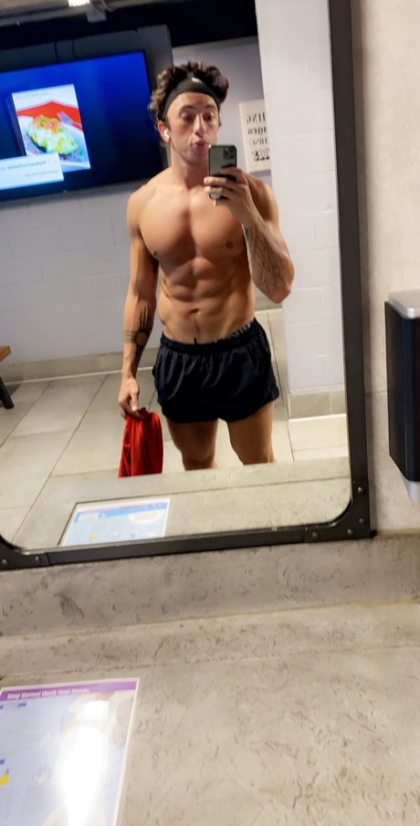 Charles J Grey star nudes img