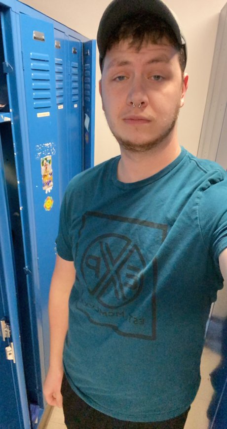 Cody Armbruster exclusive model pic