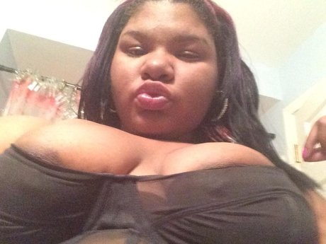 LuLu Hawai i xxx star pics