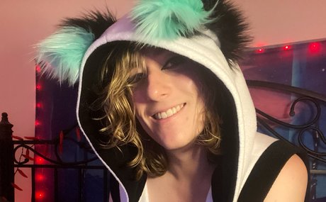 Lulu Valadon hot pornstar galleries