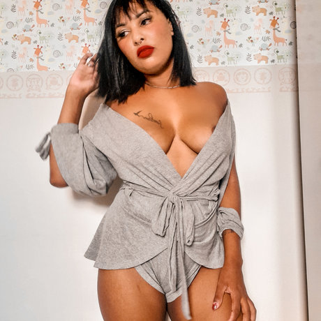 _ndia xxx model photo