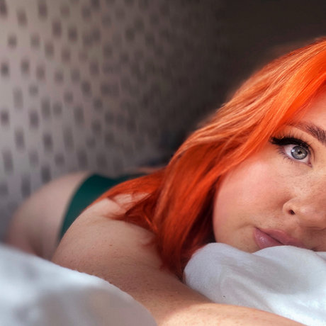 Lulah Love porn actress pics