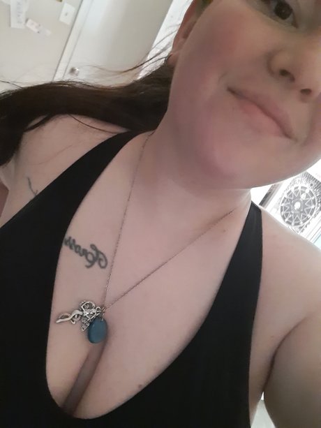 PrettyBritty art actress images