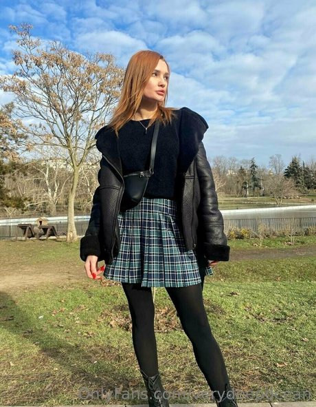 amberfoxyyy nice actress gallery