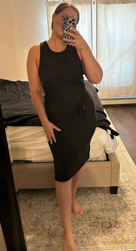 pretty pussy onlyfans hot pics