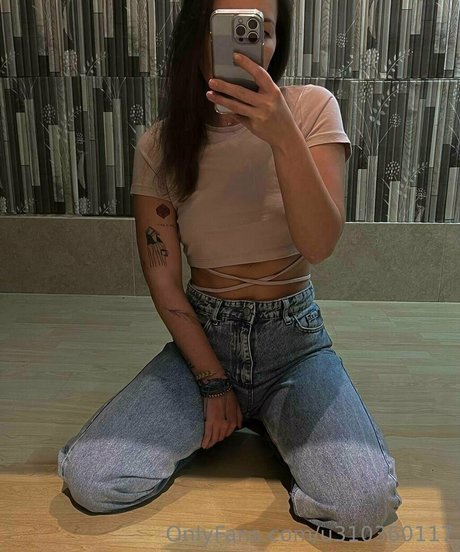 sneakers onlyfans hd images