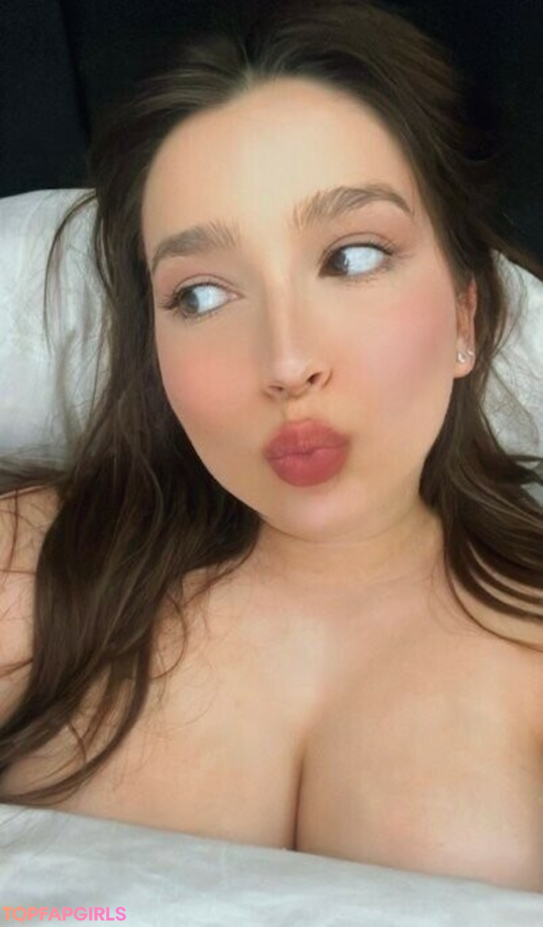 Kirsty Wells pornstar nudes img