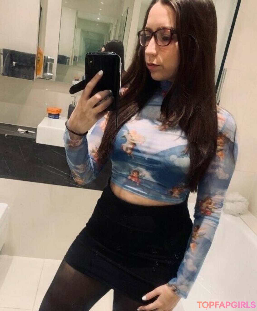 Kirsty Wells porn actress pic