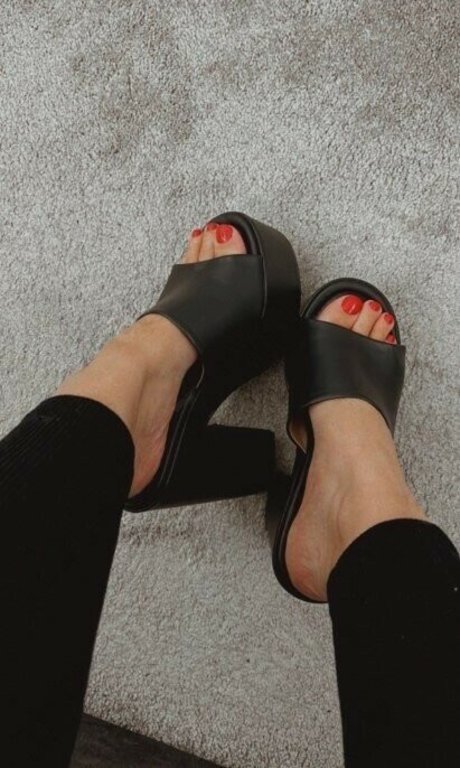 Kirsty Wells porn star pic