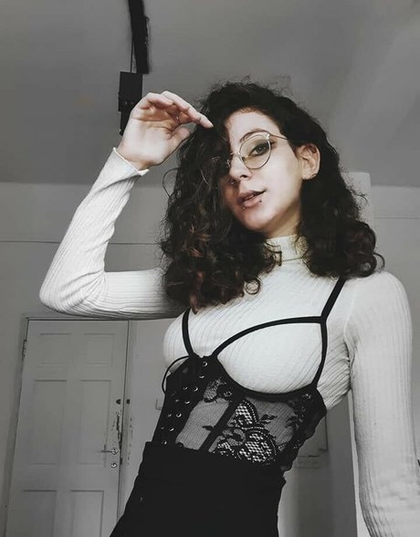 Nico Aro porn actress archive