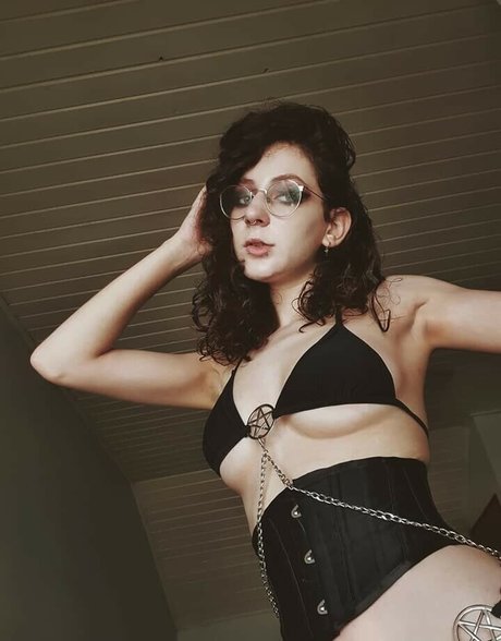 Nico Aro star sexy gallery