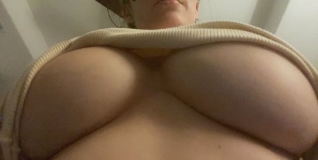 petite girls onlyfans art naked img
