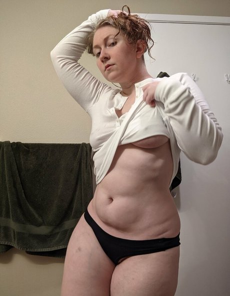 sincerelysarahtrickler model nudes archive