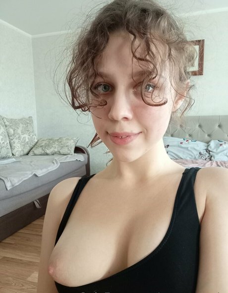 maycurlyvip adult star pic