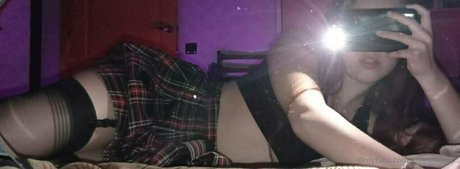 maycurlyvip free model pictures