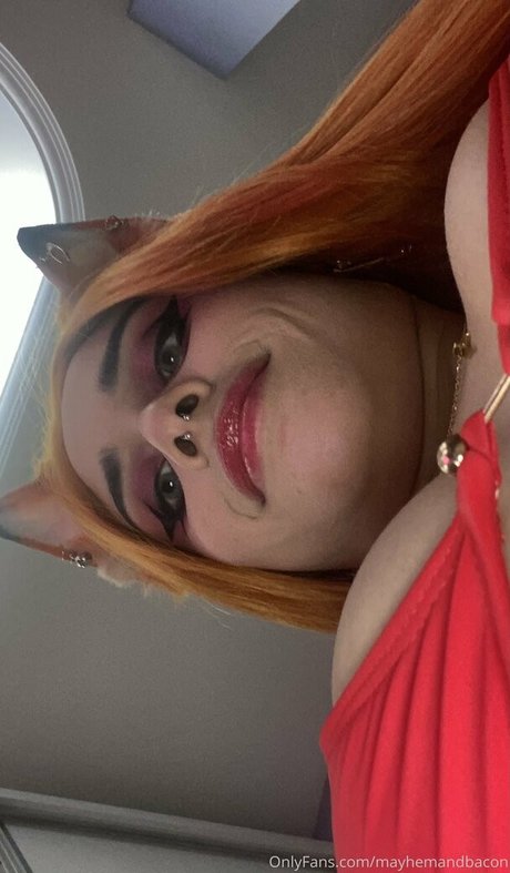 mayhemandbacon model photo