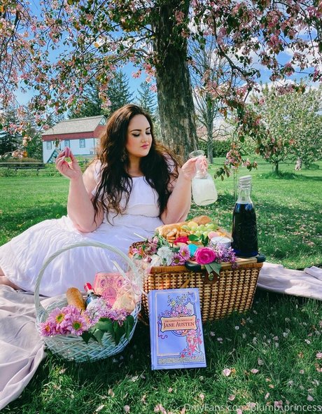 joi asian onlyfans beautiful nude img