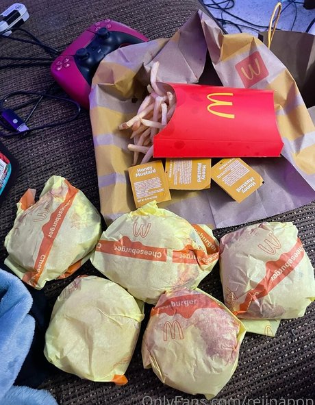 curvy lesbian onlyfans nudes galleries