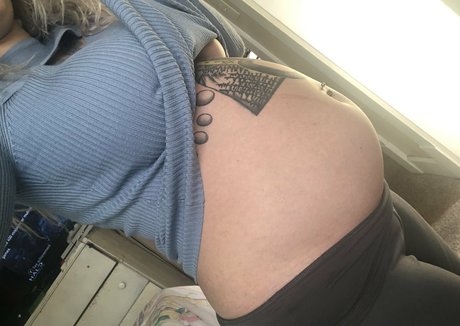 blonde babe onlyfans xxx picture