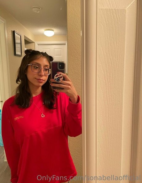 sonabellaofficial model hd image