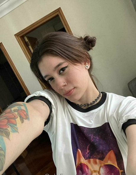 insatiatemiles best model pics