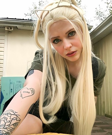 squirt teen onlyfans beautiful naked pics