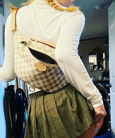 ebony pawg onlyfans pornographic images