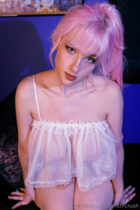 synth crush top model archive