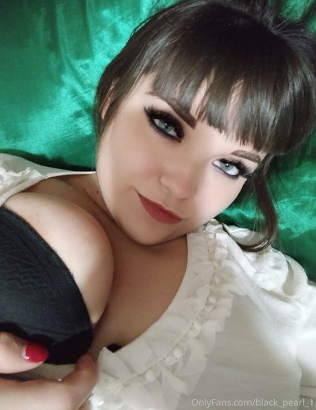 lara horn high quality star gallery