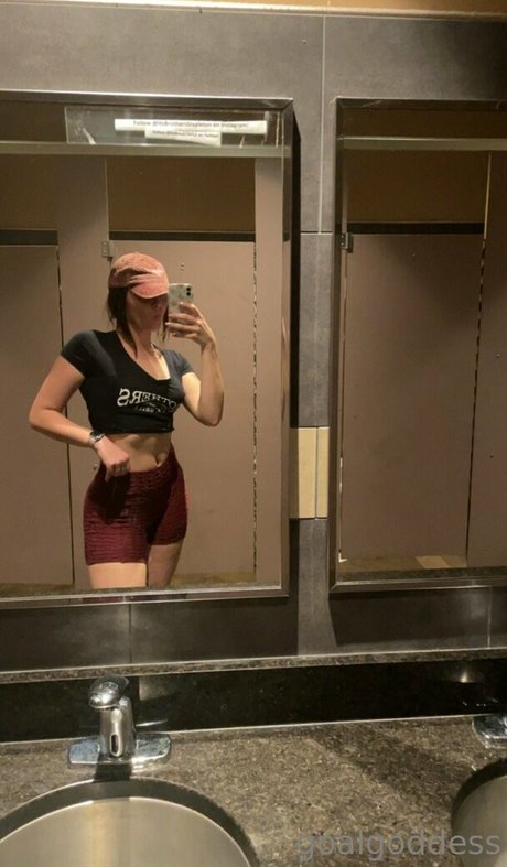 goalgoddess model exclusive pic