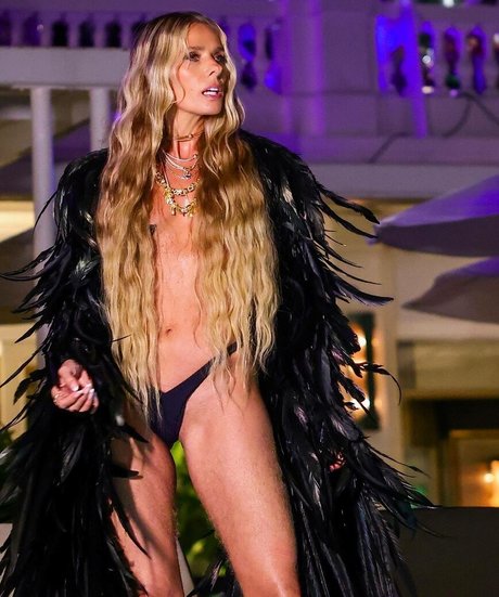 Adriane Galisteu pretty actress galleries