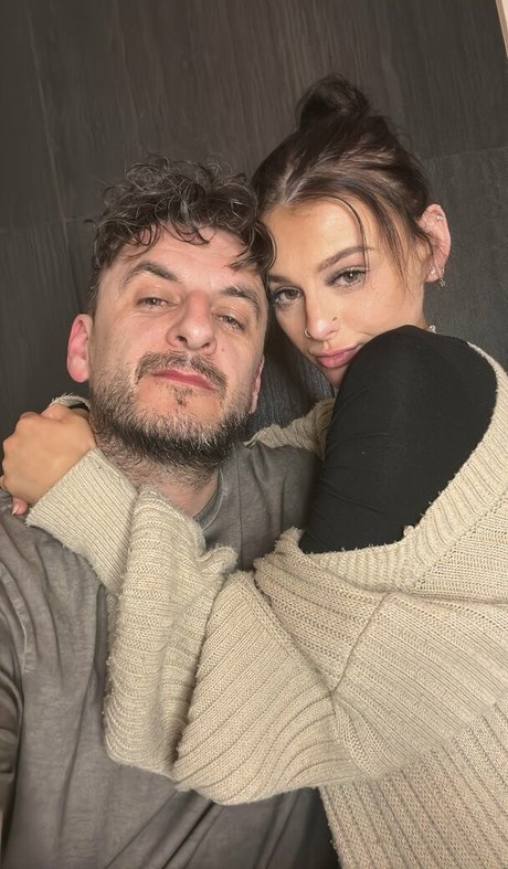 That Couple pornstar sexy img