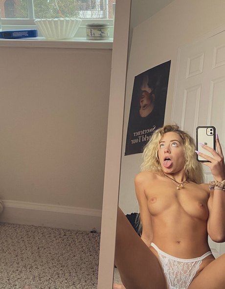 River Lynn naked actress pics