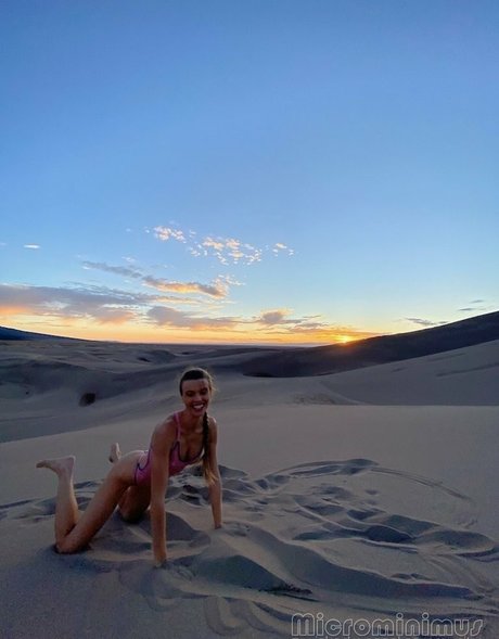 Love Moxxi nude pornstar galleries