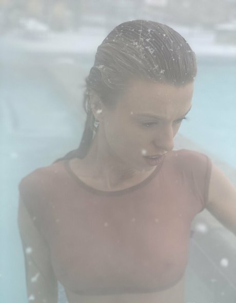 Love Moxxi sex star photos