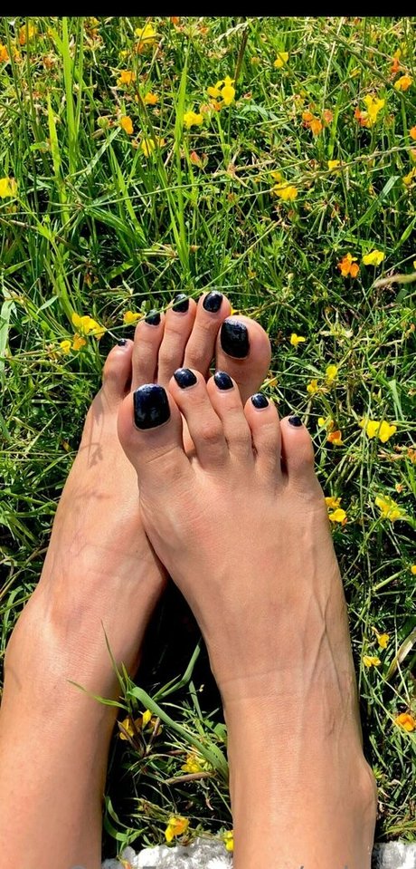 caly4u model xxx photo