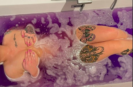 bootybarbiee hot star archive