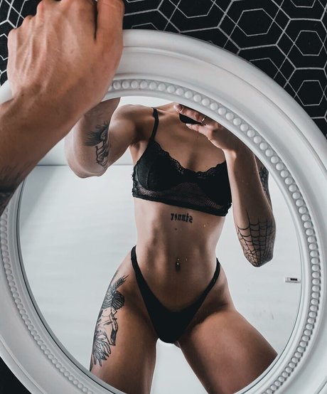 withered rose pretty actress archive