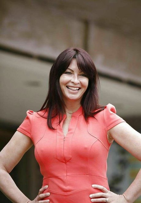 Suzi Perry pretty pornstar photo