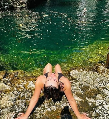 Suzi Perry star nude archive