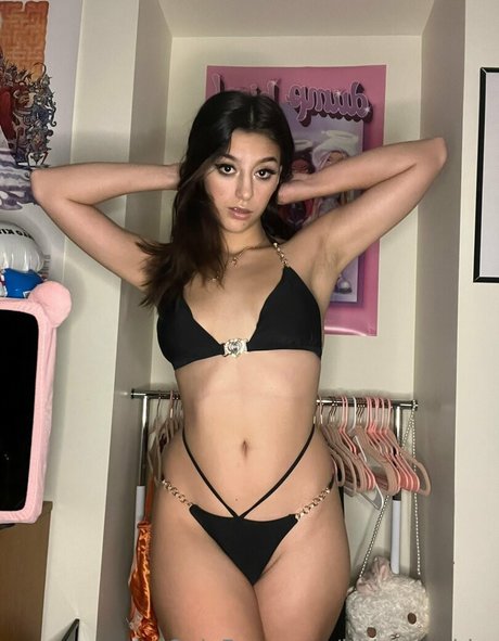 ithinkimabby sex star images