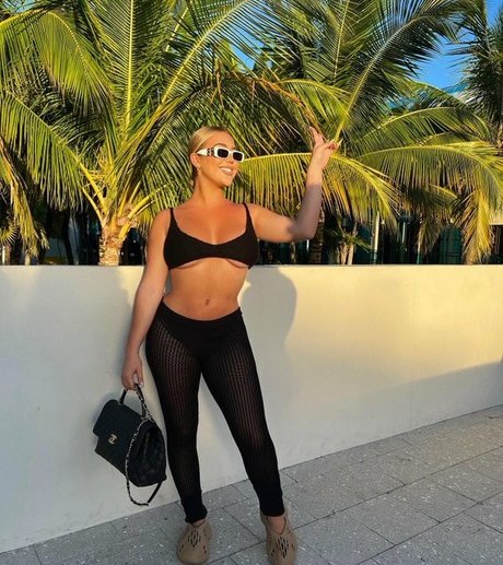 Halle Payne star porn pics