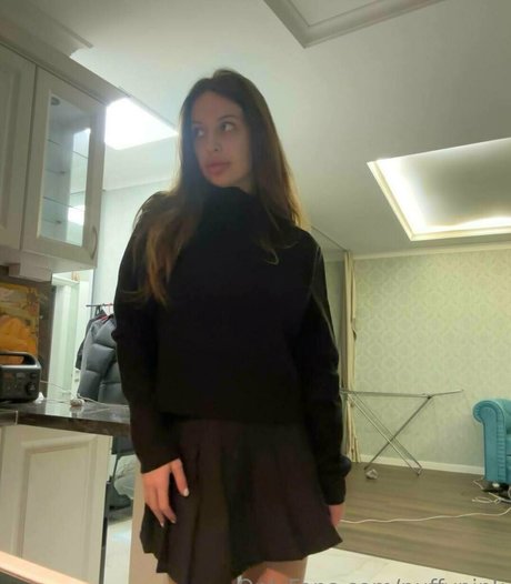 pollyy lolly nude star photos