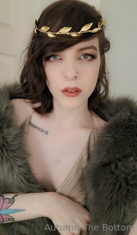 awwtumdabottom model exclusive image