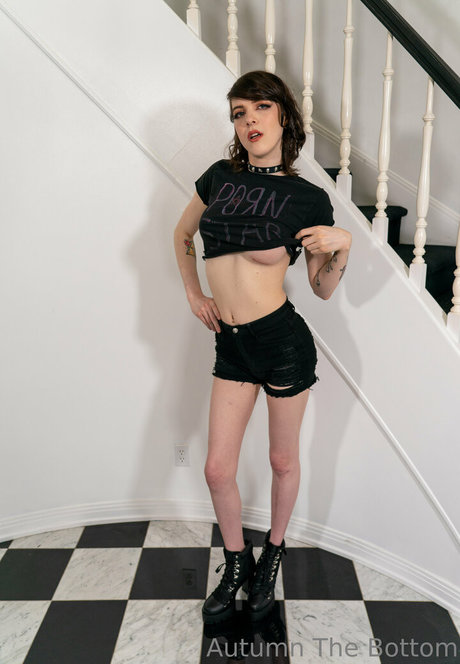 awwtumdabottom sexy actress pic