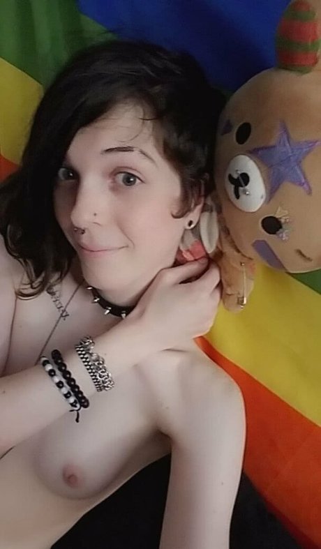 awwtumdabottom top star image