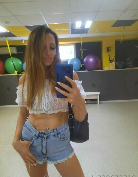 countryblond naked pornstar img