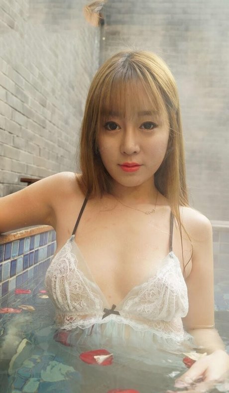 China Xiuren model xxx images