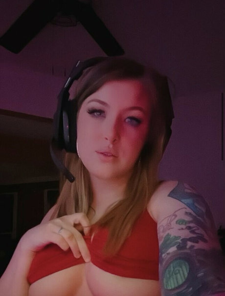 Mickaela West hd star picture