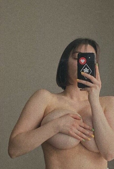 iramostova model hd img